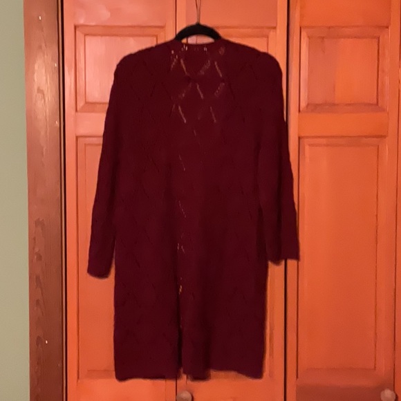 August Silk long red cardigan, size large, great condition - Picture 5 of 5